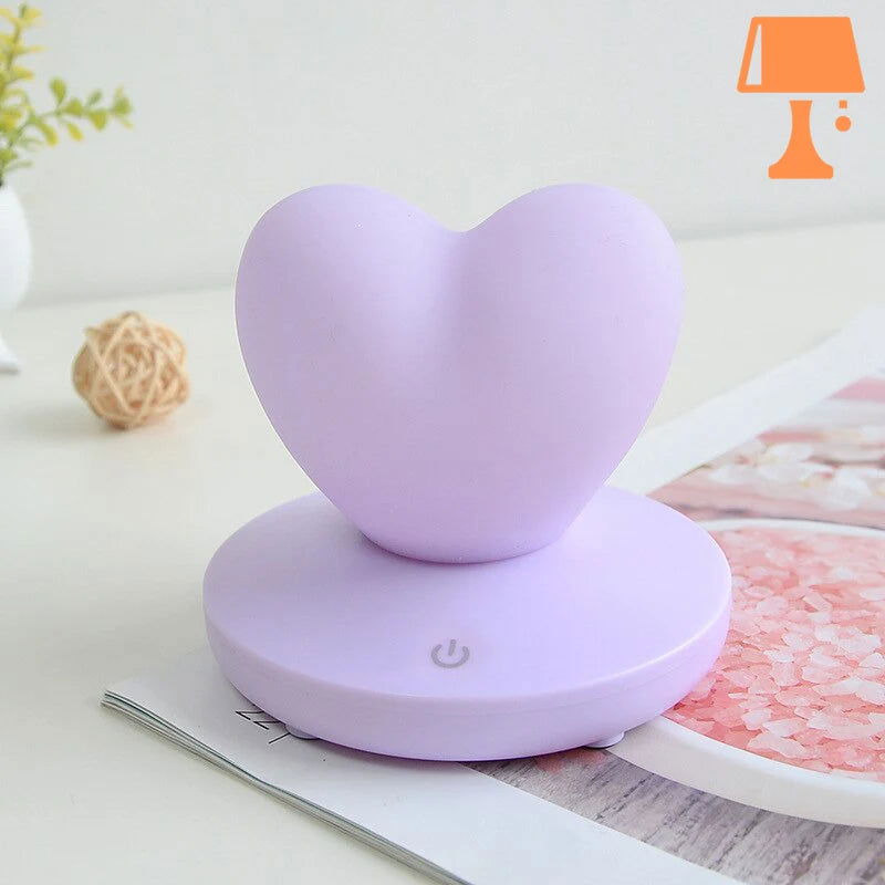 Lampe-de-chevet-en-forme-de-coeur