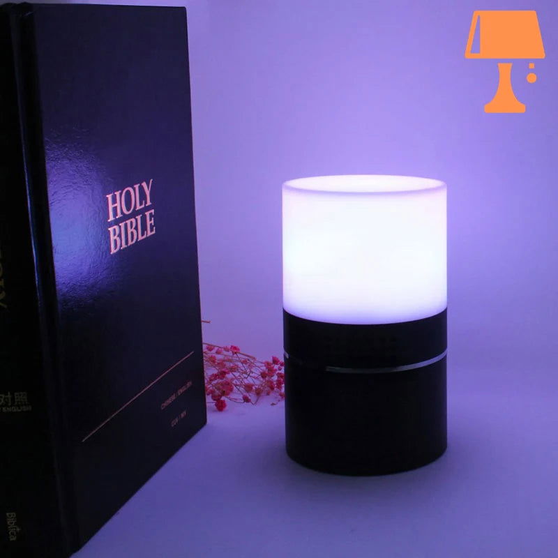 lampe de chevet avec camera espion table