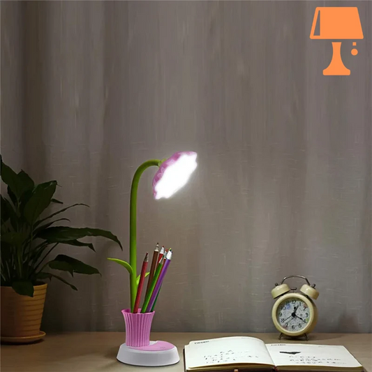 petite lampe chevet rose allumée