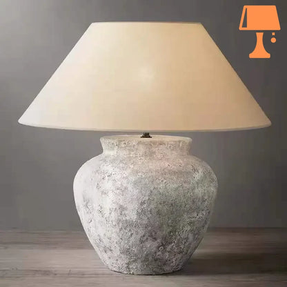 lampe blanc et gris