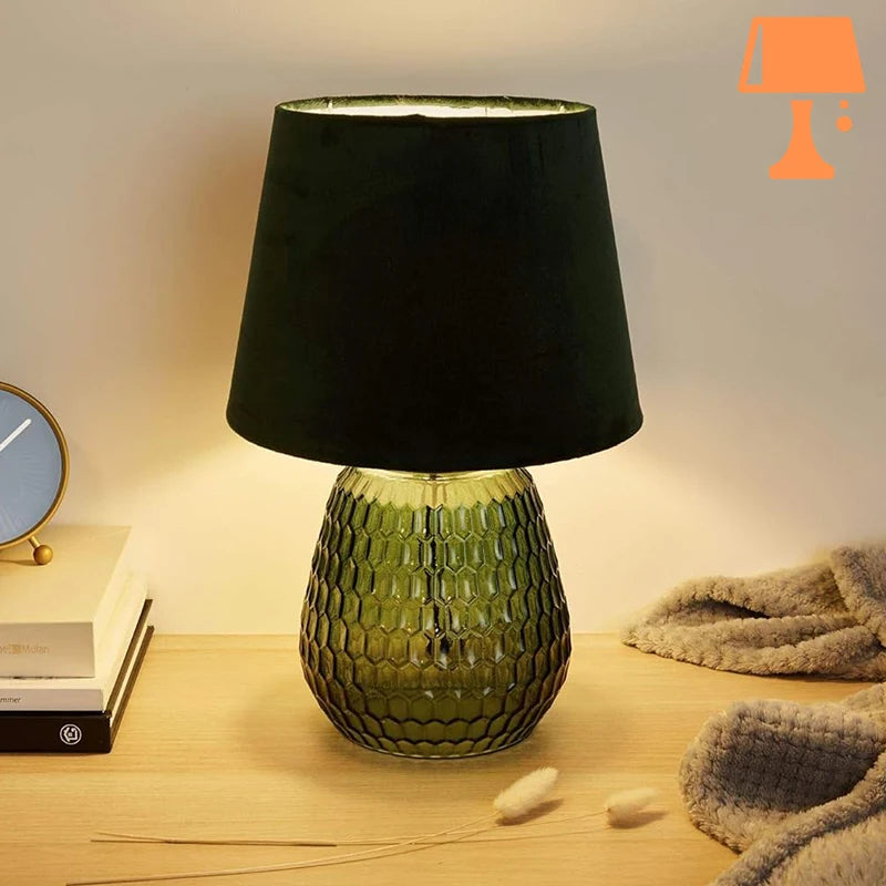 lampe de chevet avec pied en verre chambre