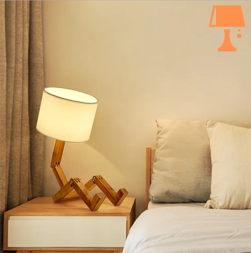 lampe de chevet bonhomme en bois chambre