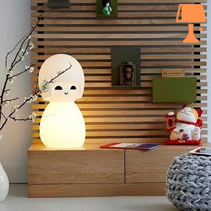 lampe de chevet kokeshi salon