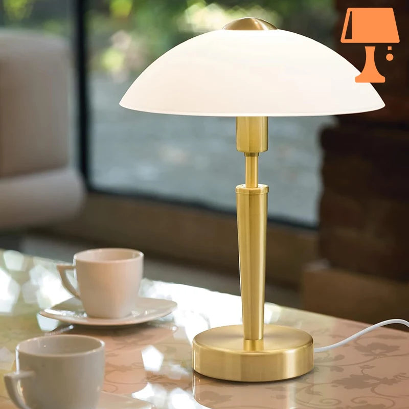 lampe de chevet en laiton table