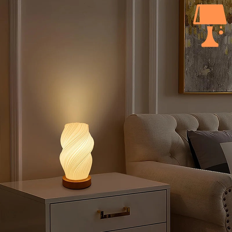 Lampe sur pied torsadée moderne