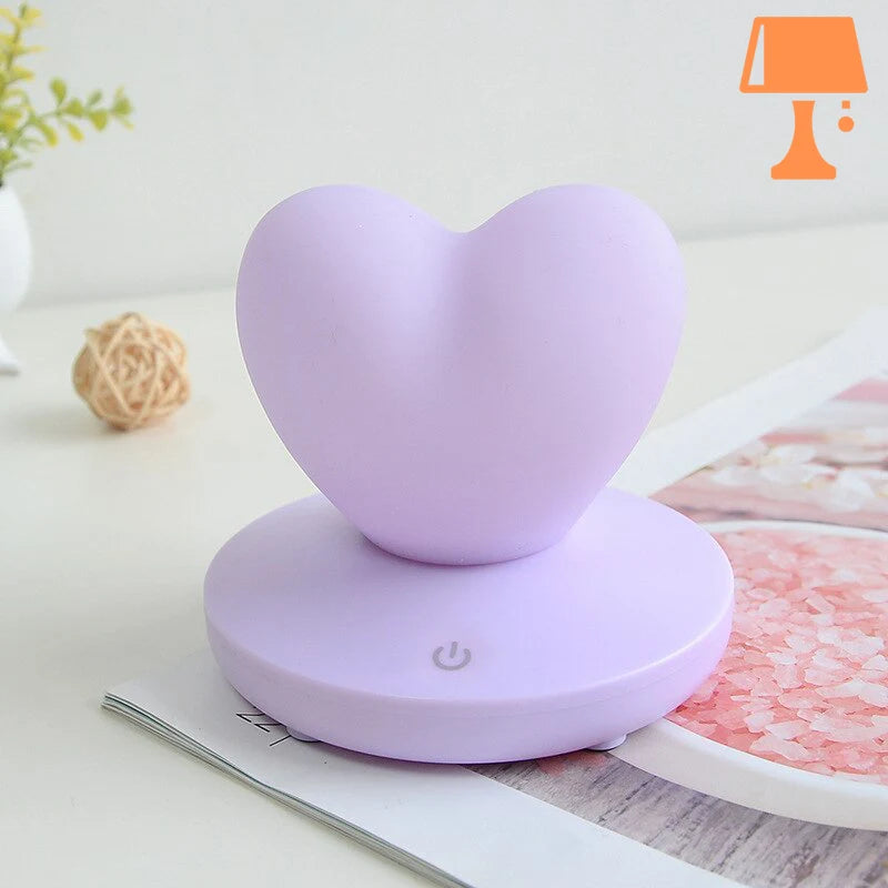 Lampe-de-chevet-en-forme-de-coeur