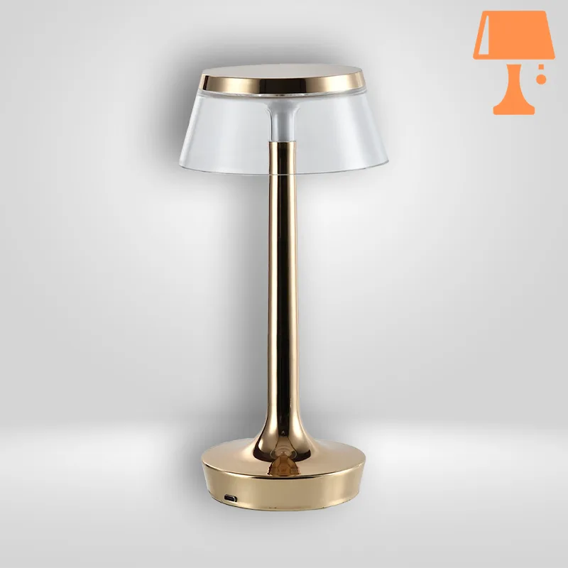 lampe-en-metal-dore