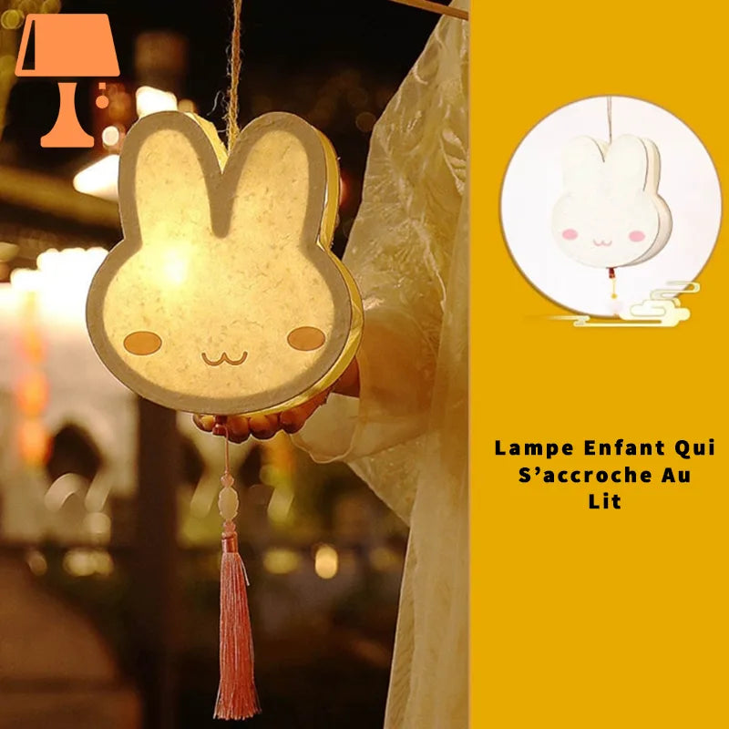 lampe-enfant-qui-saccroche-au-lit