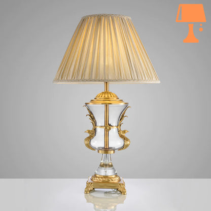 lampe-sur-pied-dore